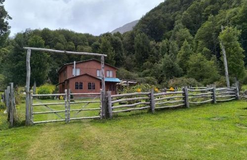 Rio Ibanez Cama Y Desayuno | Refugio La Rinconada