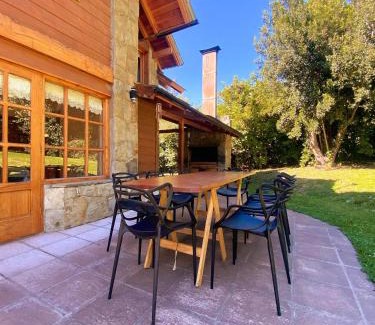 Angostura Chalet De Esquí | Refugio Patagonico