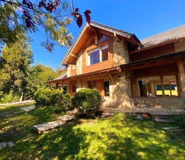Angostura Chalet De Esquí | Refugio Patagonico