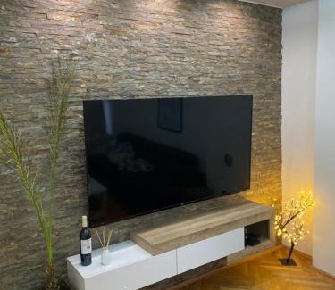 Pirot Apartamento | Regal Comfort Apartment