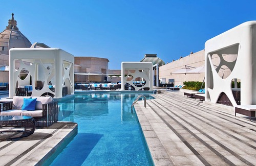 Sheikh Zayed Road Apartamento | Regal Heights - Grand Deluxe King Suite in Business Bay, Dubai. Pet -Friendly!