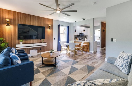 Regal Palms Casa | Regal Palms Gem Near Disney w/Patio, Themed Rooms