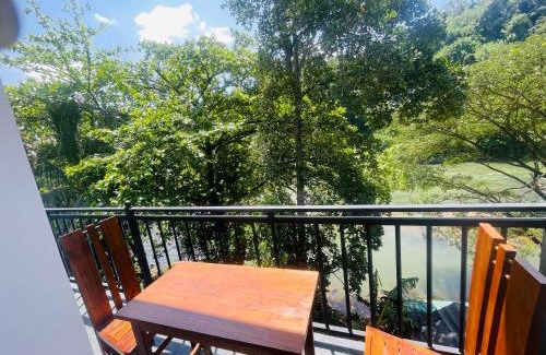 Kandy Hotel | Regal river resort