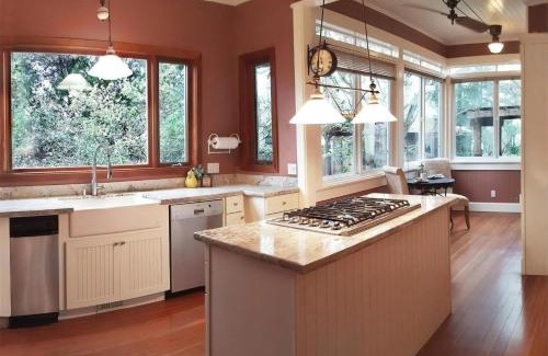 Calistoga Casa | Regal Victorian Home in Downtown Calistoga
