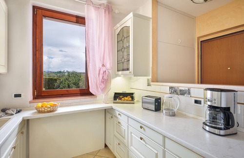Calmasino Apartamento | Regarda - apartment "Perla del Garda" at Lazise with lake view terrace