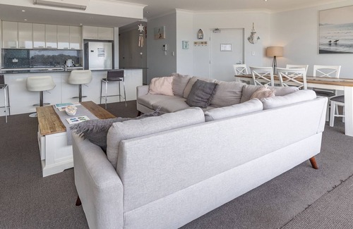 Forster Apartamento | Regatta 23- luxury and views of both the lake and the mountains!