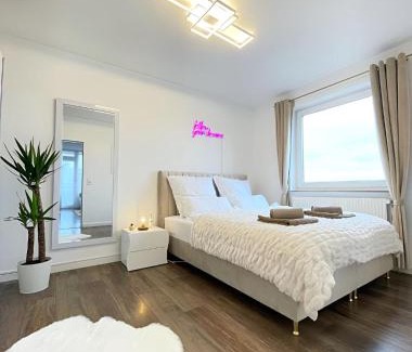 List Apartamento | REGENCY Apartments - Zentrale 50m2 Wohnung I Balkon I Wasserblick I WiFi I Netflix