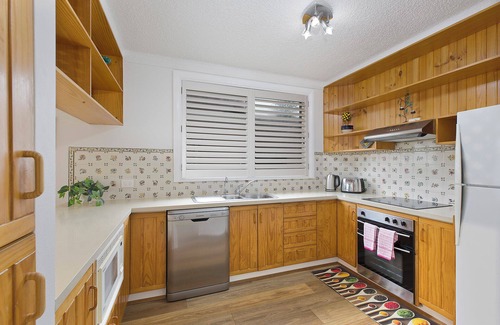 The Entrance North Apartamento | Regency Court 4