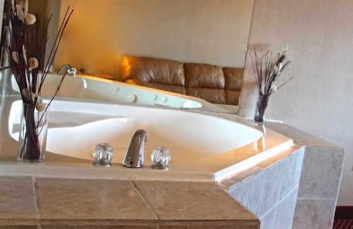 Tuckahoe Hotel | Regency Inn Richmond