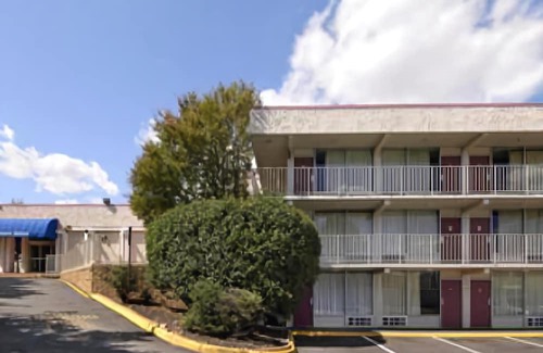 Tuckahoe Hotel | Regency Inn Richmond