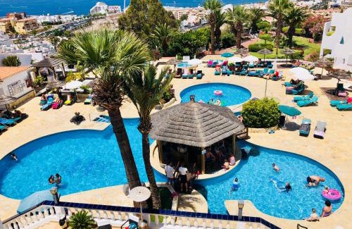 Costa Adeje Apartamento | Regency Torviscas Apartments and Suites