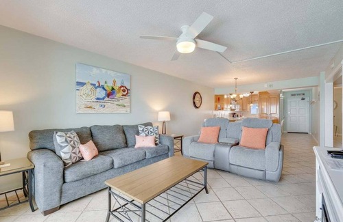 Crescent Beach Condominio | Regency Towers 1119 2 BR 2 BA