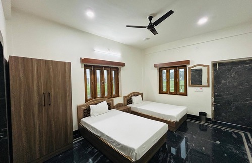 Bodh Gaya Hotel | Regency Villa