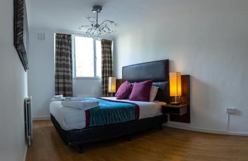 Euston Casa | Regent's Park Sleeps 8 Pet Friendly & Garden