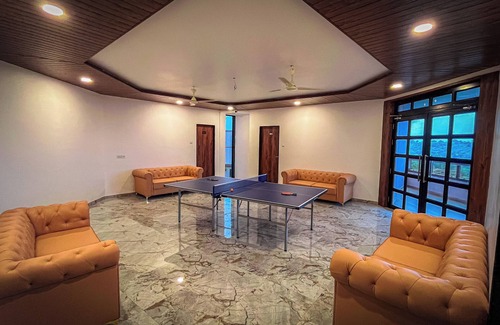 Daund Complejo | Regenta Bharti Resort, Urulikanchan