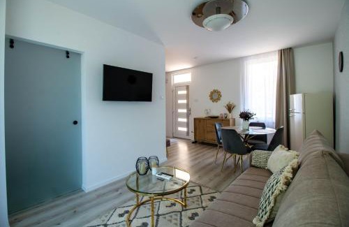 Zalakaros Apartamento | Regina Apartman