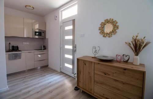 Zalakaros Apartamento | Regina Apartman