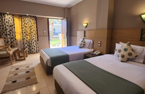 Sheraton Road -Sakkala Complejo | Regina Resort and Aqua Park Hurghada