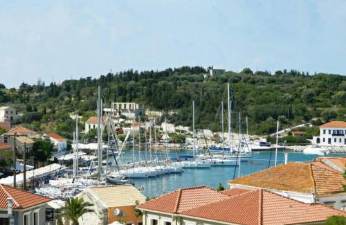 Fiskardo Apartamento | Reginas Studios & Apartments- Fiscardo view apartment