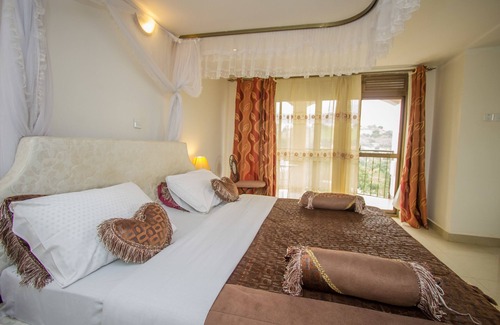 Fort Portal Hotel | Reinah Tourist Hotel