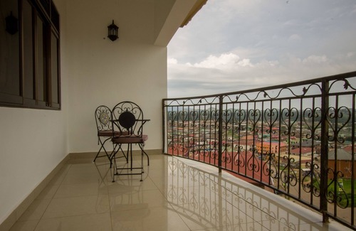 Fort Portal Hotel | Reinah Tourist Hotel