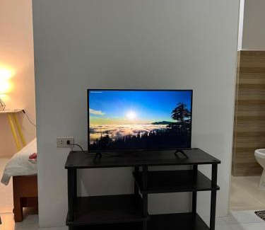Tuguegarao Apartamento | Reinhardshausen Suites and Residences- Lovely Air-Conditioned Units
