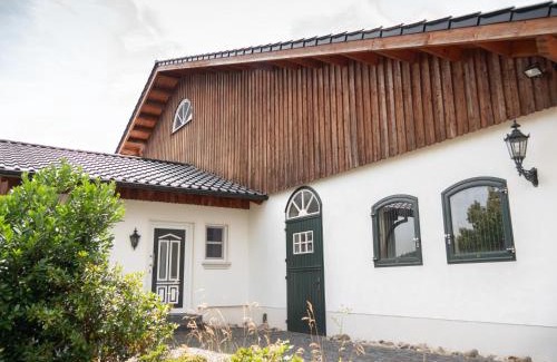 Haiger Casa | Reiterhof und Pension Eichenhof
