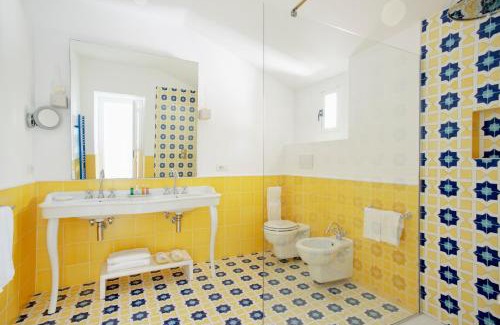 Sorrento City Centre Cama Y Desayuno | Relais Correale Rooms & Garden