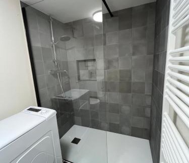 Arzo Apartamento | Relais Flora Arzo Appartamento superior di vacanza con posteggio