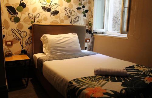 Rione V Ponte Casa | Relais Palazzo Taverna