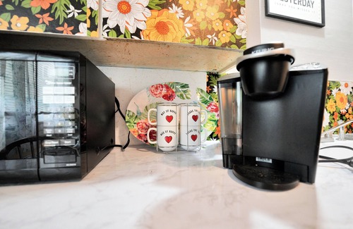 Rochester Apartamento | Relax and enjoy the lush beauty of Flower City