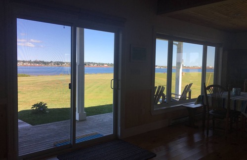 Souris Casa | Nuevo alquiler para 2018! Relájese y disfrute de las vistas desde esta joya frente al mar!