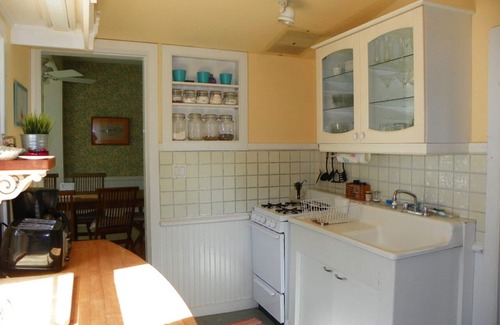 Cape May Point Casa | Relax and experience Cape May Point in this Carpenter Gothic cottage