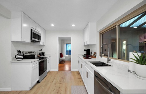 Fairfield Casa | Relax and Play! near Napa, SF 4 Bedrooms Sleep10 + Hot tub, Fire pit & GameRoom