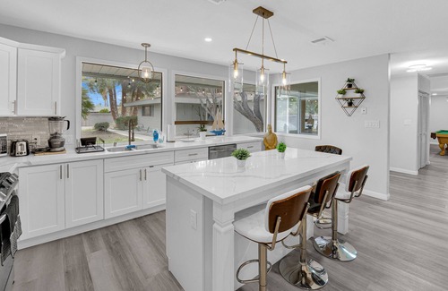 Las Vegas Casa | Relax and Recharge 15 minutes from the Las vegas Strip in a horse ranch house