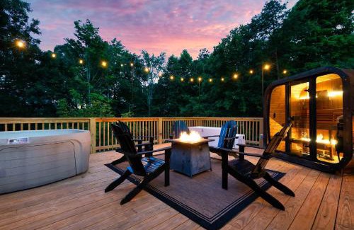 Sevierville Casa | Relax and Recharge Sauna Hot Tub and Gym