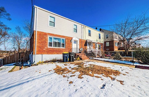 Hillcrest Heights Apartamento | Relax and Recharge in a Cozy Basement Studio Space