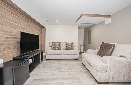 Hillcrest Heights Apartamento | Relax and Recharge in a Cozy Basement Studio Space