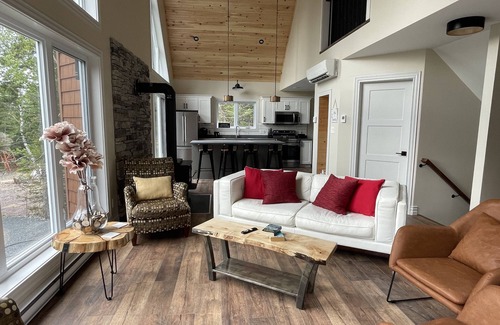 Port Blandford Cabaña | Relax and Revitalize at Sprucewood Cottage