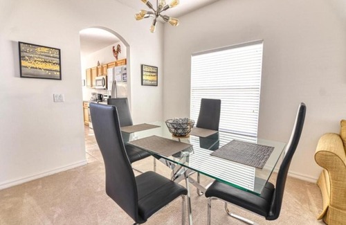 Highgate Park Casa | Relax and Unwind at Highgate Park home