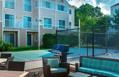 Westborough Casa | Relax and Unwind! Free Parking, Onsite Swimming Pool, Pet-friendly Property