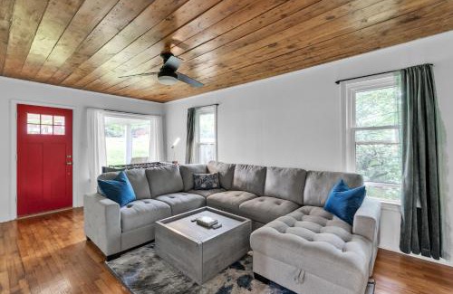 Fayetteville Casa | Relax and Unwind in the Heart of Fayetteville home