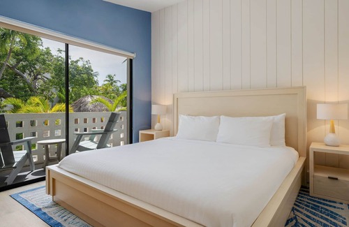Islamorada Hotel | Relax and Unwind! Pet-Friendly Property, Onsite Pool, Free Breakfast
