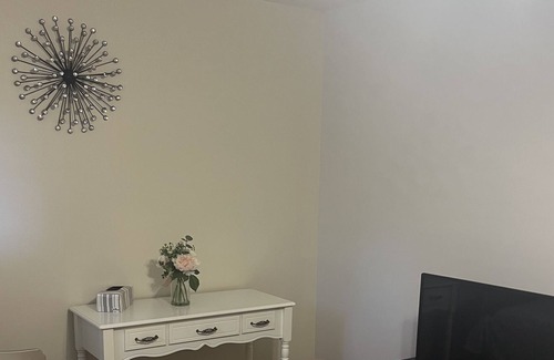 Monroeville Casa | Relax and Unwind!