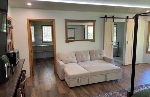 Frenchtown Casa | Relax and unwind while taking in nature at this master suite on 5 acres!