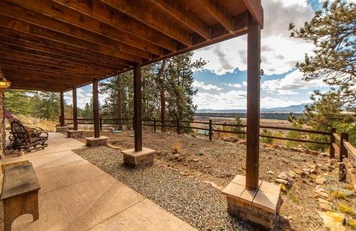 Fairplay Casa | Relax and Unwind with Breathtaking Panoramic Views - Red Hill House