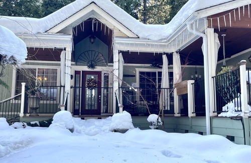 Pollock Pines Casa | RELAX❤️ APPLE HILL MOUNTAIN RETREAT, 45 min to South LAKE TAHOE