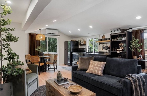 Jordan Road-Canyon Creek Cabina | Relax at this Peaceful 1 Bedroom Cabin in Granite Falls