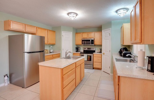 Port Saint Lucie Casa | Relax by Pool: Port St Lucie Home Near Local Park!