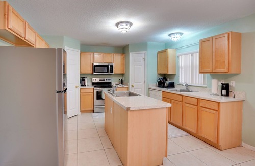 Port Saint Lucie Casa | Relax by Pool: Port St Lucie Home Near Local Park!